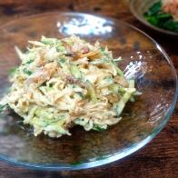 【野菜ブイヨン】　　　　　　　　　切干大根のサラダ　　　　　